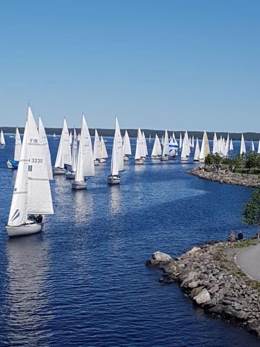 Upea Kaksio Naesijaerven Rannalla Tampere Exterior foto